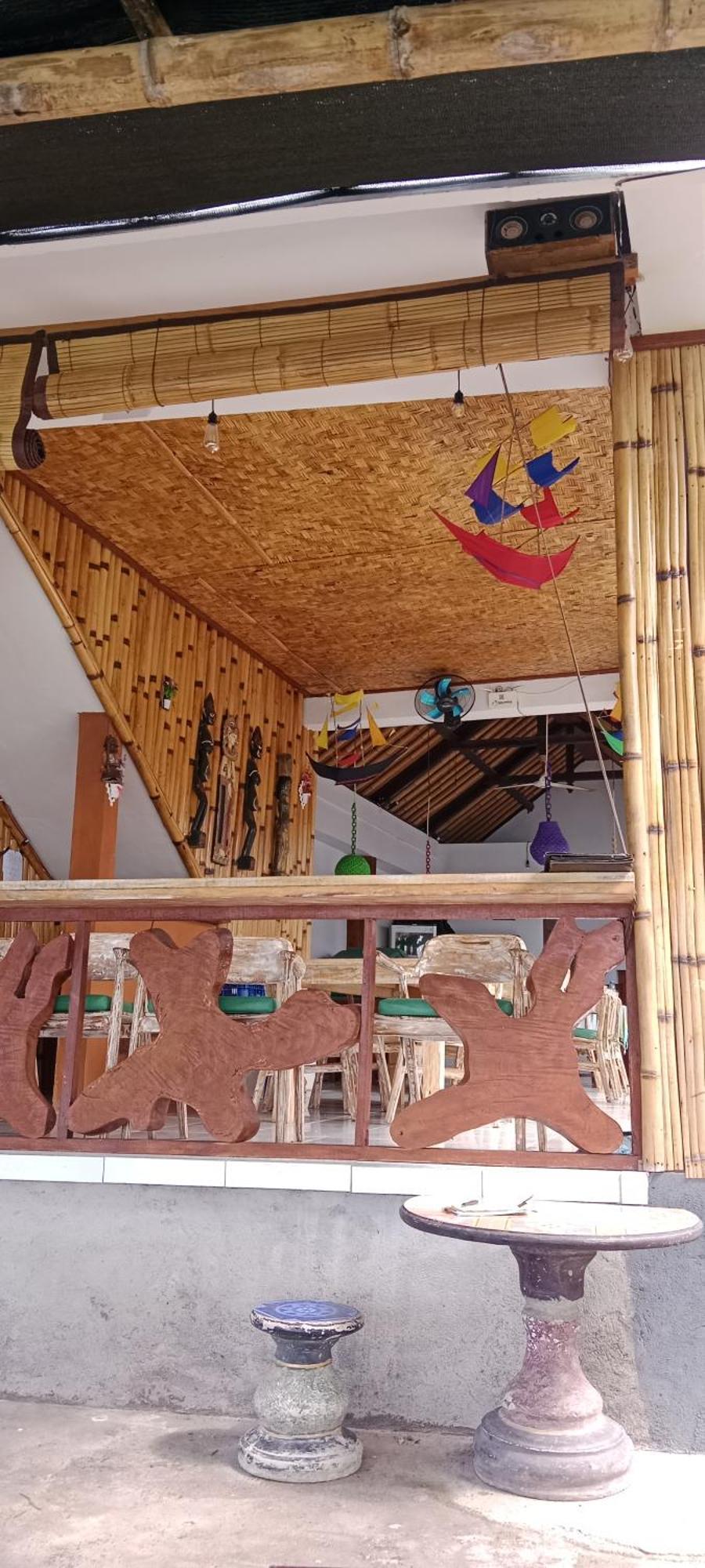Beten Enjung Home Stay&Waroeng Amed Exterior foto